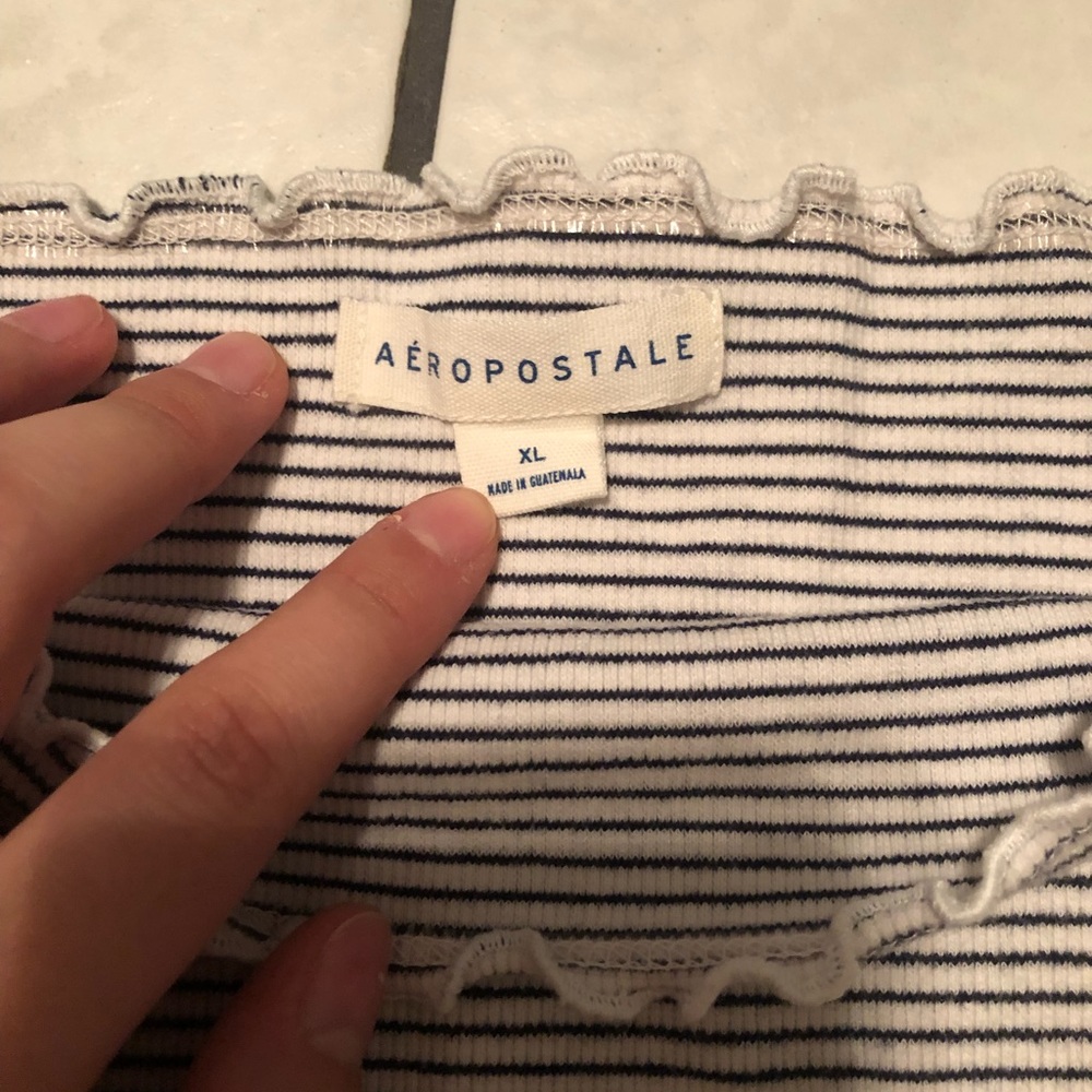 Aeropostale Off the shoulder top